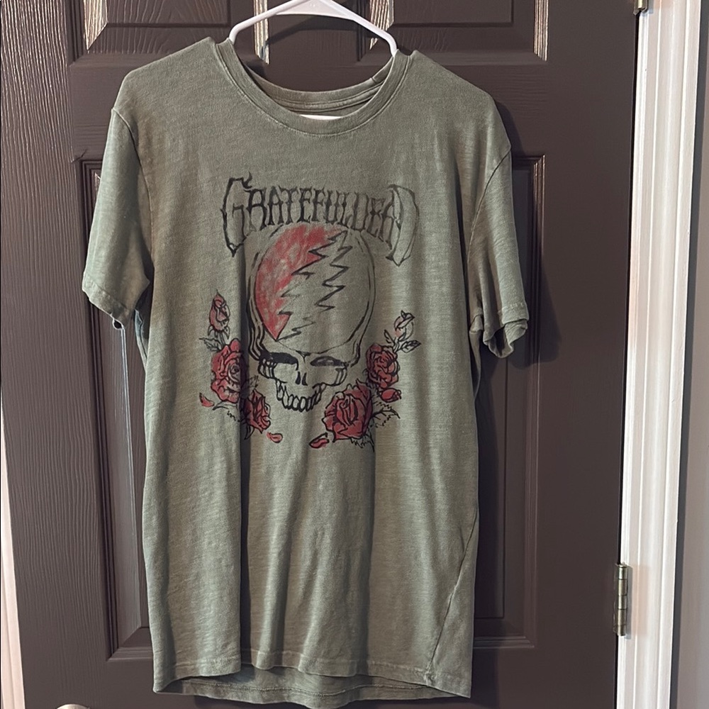 Grateful Dead Olive Skull and Roses Tee